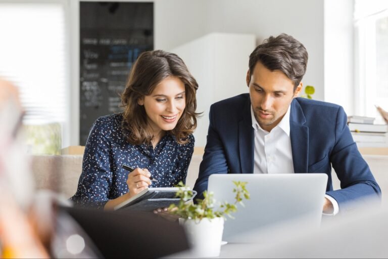 1694796916-investors-linkedin-g-876388422